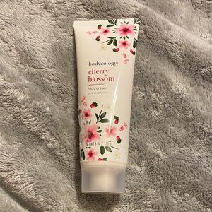 Bodycology Cherry Blossom Foot Cream